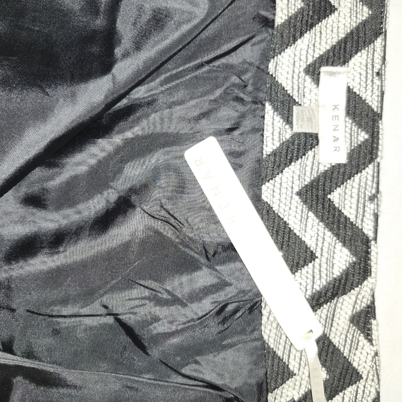 Knit chevron  black and white miniskirt - Picture 8 of 9